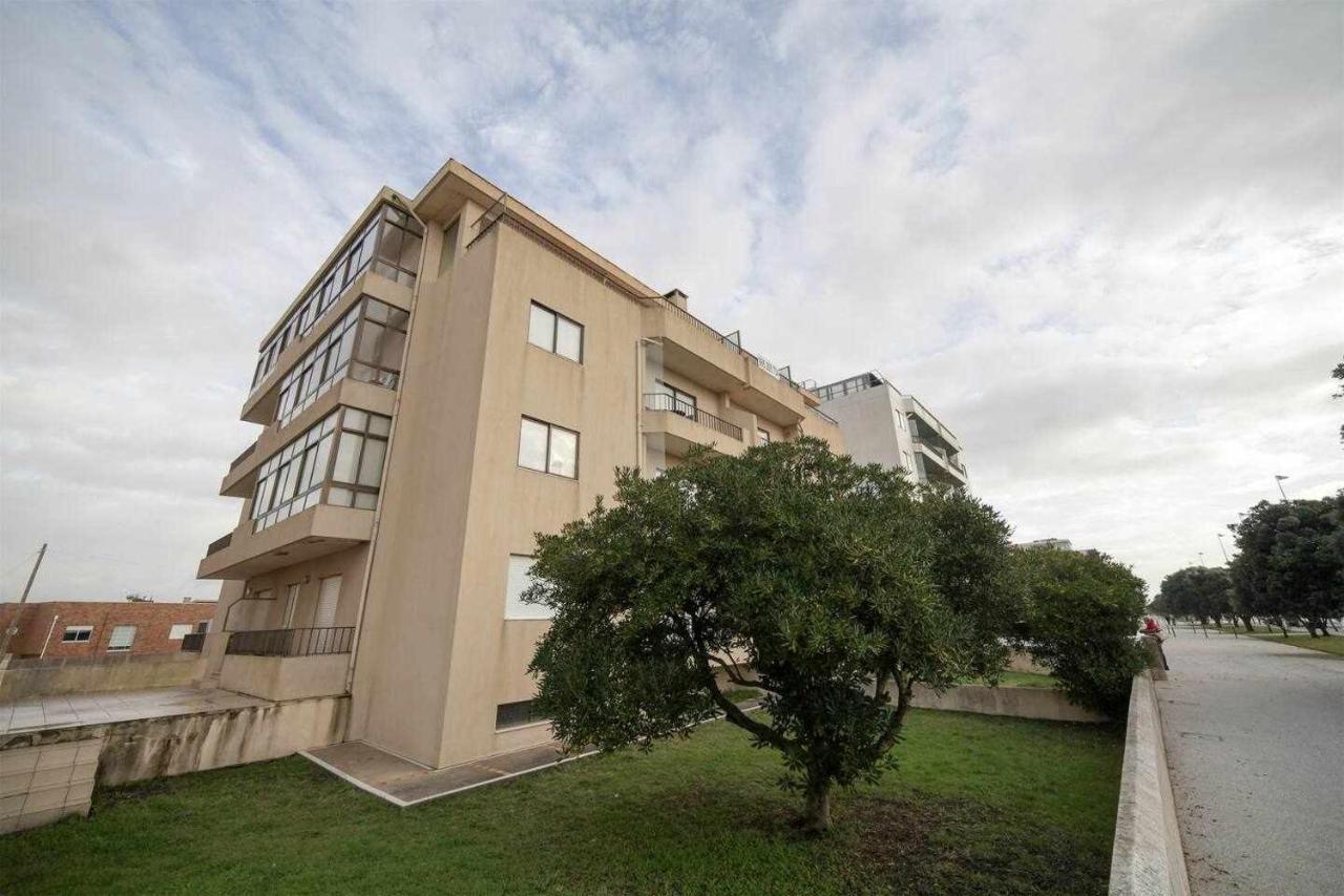 Apartamento Edumar Apartment วิลาโดคันด์ ภายนอก รูปภาพ